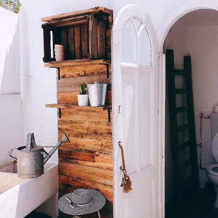 Porta Doze Bed and Breakfast *