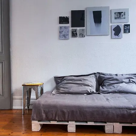 Porta Doze Bed and Breakfast Φάρο